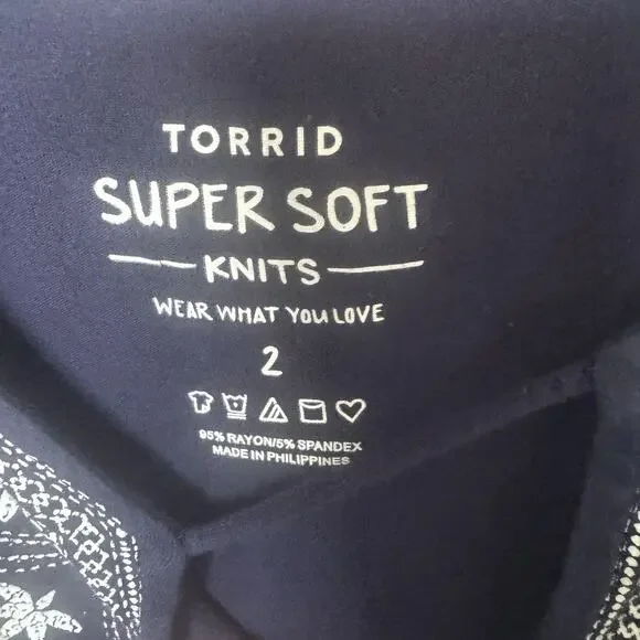 Torrid Size 2 Knit Blue Boho Dress With White Embroidery Midi - Picture 8 of 8